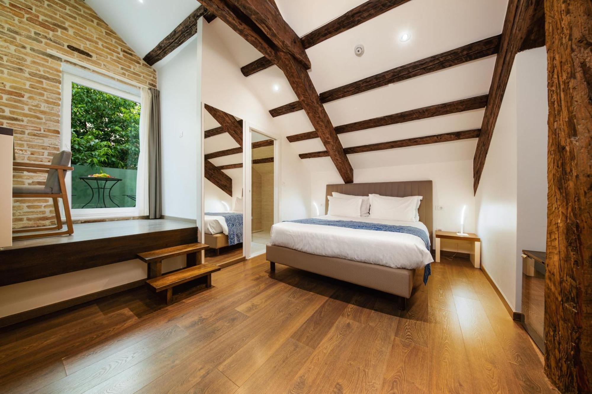 Azur Palace Luxury Rooms Split Luaran gambar