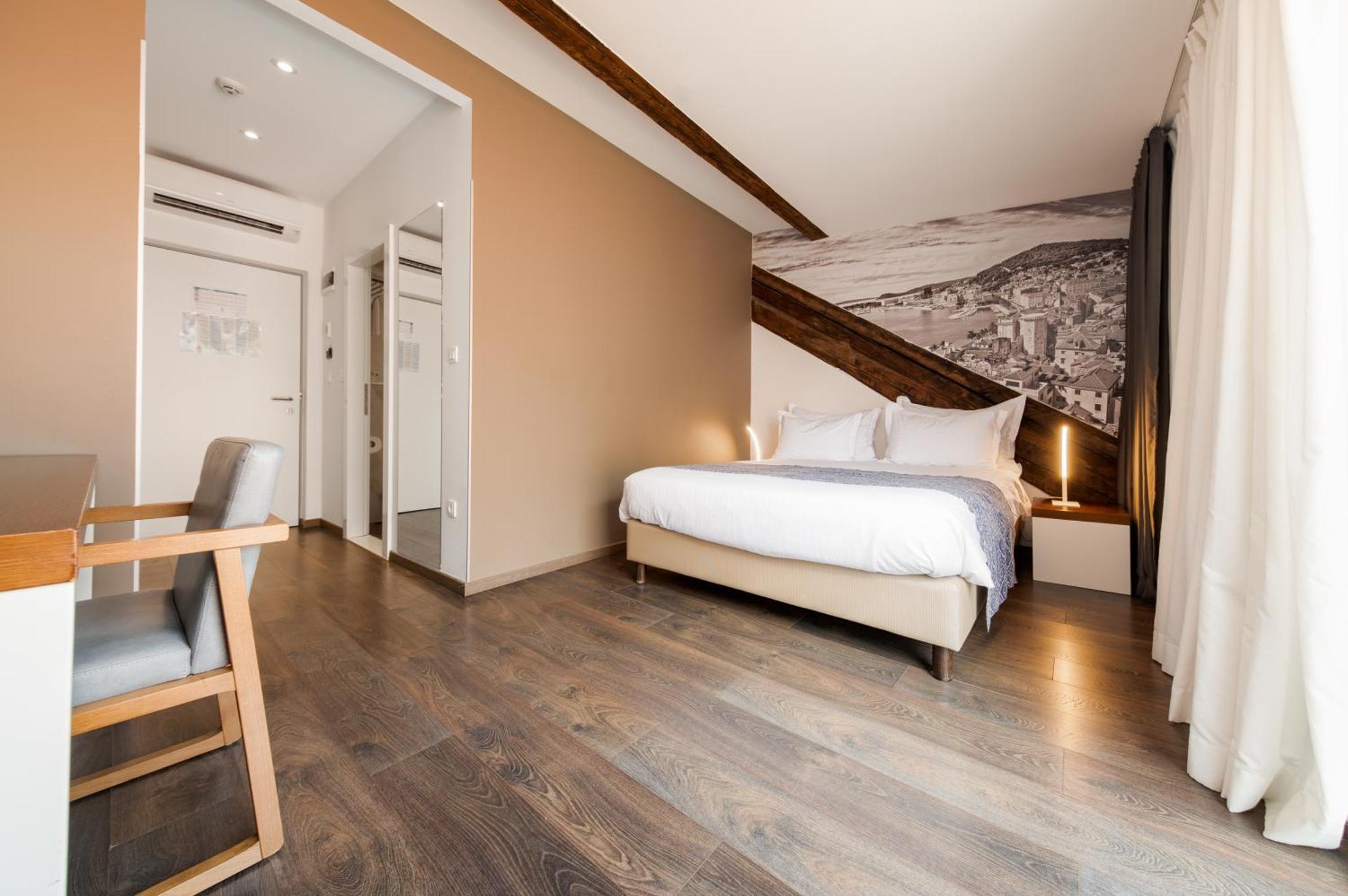 Azur Palace Luxury Rooms Split Luaran gambar